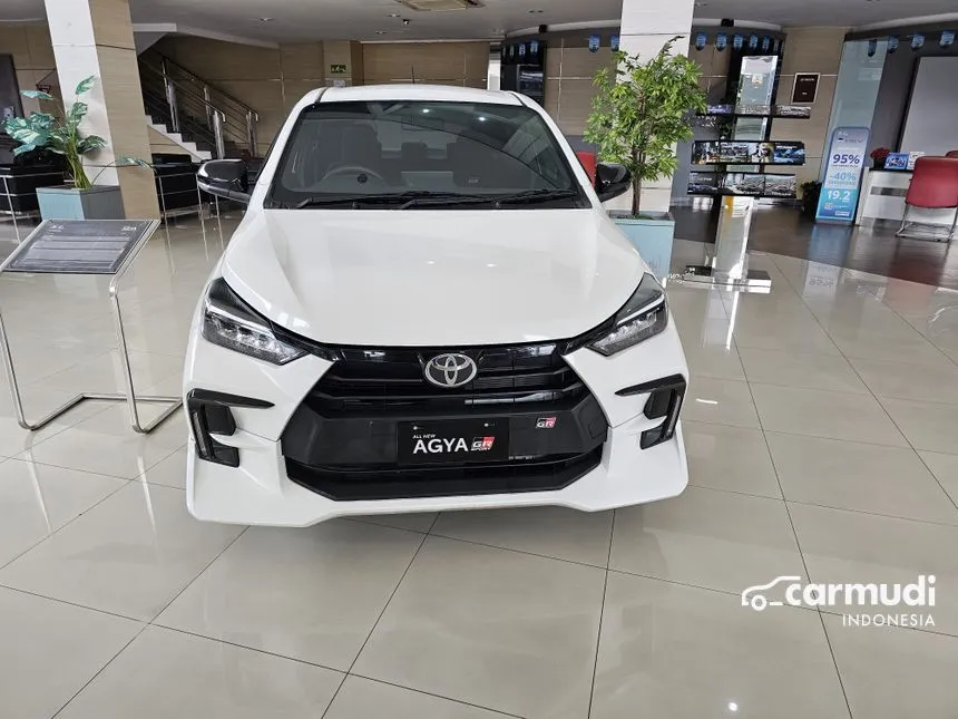 Jual Mobil Toyota Agya 2024 GR Sport 1.2 di Jawa Barat Automatic Hatchback Putih Rp 180.400.000