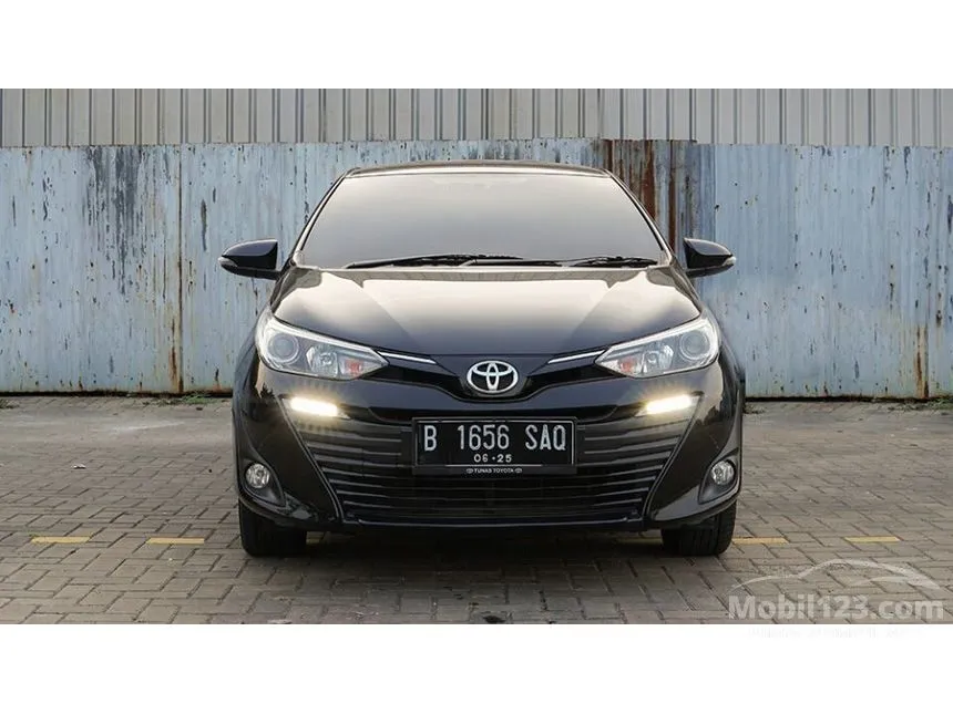 Jual Mobil Toyota Vios 2020 G 1.5 di Banten Automatic Sedan Hitam Rp 195.000.000