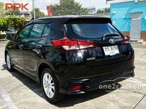 2019 Toyota YARIS 1.2 E Hatchback