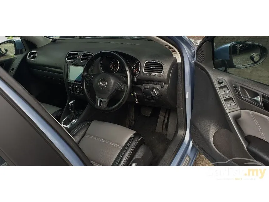 2012 Volkswagen Golf TSI Light & Sound Package Hatchback