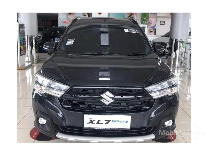 Jual Mobil Suzuki XL7 2024 ALPHA Hybrid 1.5 di Jawa Barat Automatic Wagon Hitam Rp 235.000.000
