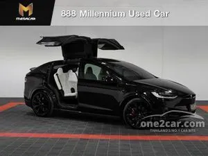 2018 outlet tesla suv