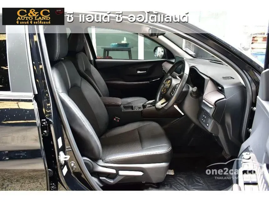 2023 Toyota Yaris Ativ Premium Sedan