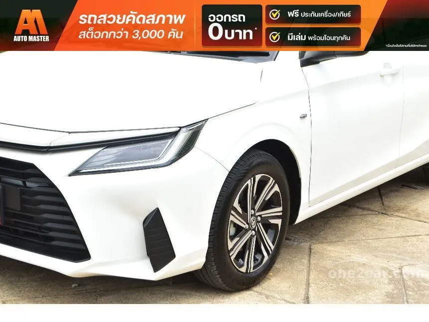 2025 Toyota Yaris Ativ Sport Sedan