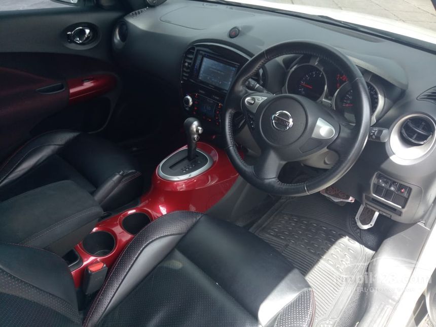 Jual Mobil Nissan Juke 2015 RX Red Interior Revolt 1.5 di 