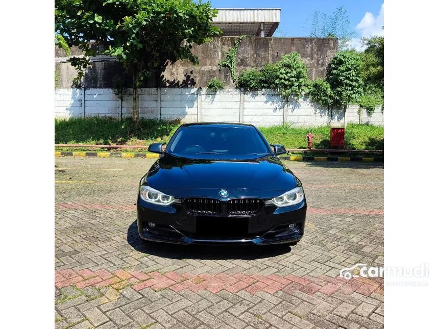 2014 BMW 320i Sport Sedan