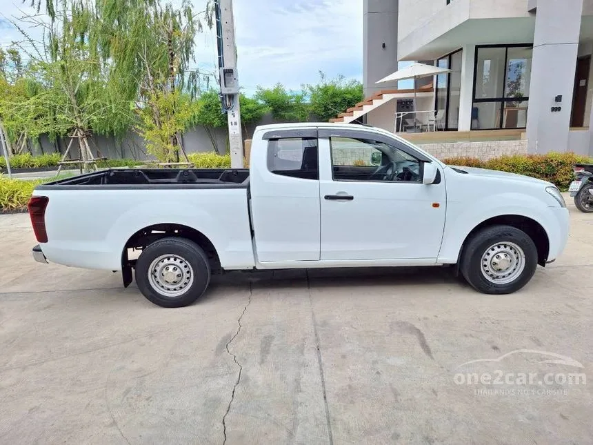 2014 Isuzu D-MAX Hi-Lander Z Cab-4 Pickup