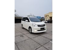 Toyota Nav1 V Lux Limited FL AT Putih 2016 Service Record