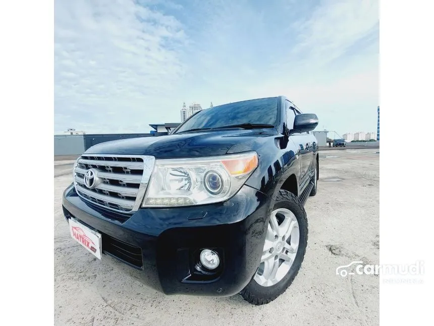 2011 Toyota Land Cruiser 200 Full spec SUV