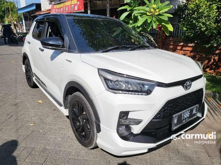 Jual Mobil Toyota Raize 2022 GR Sport 1.0 di Jawa Timur Automatic Wagon Putih Rp 227.500.000