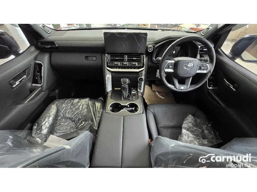 2025 Toyota Land Cruiser 300 GR-S 4X4 SUV