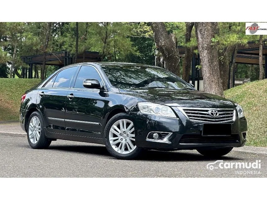 2010 Toyota Camry V Sedan