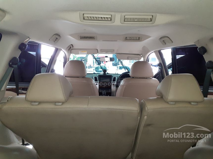 Jual Mobil  Mitsubishi Pajero  Sport  2012  Exceed  2 5 di 