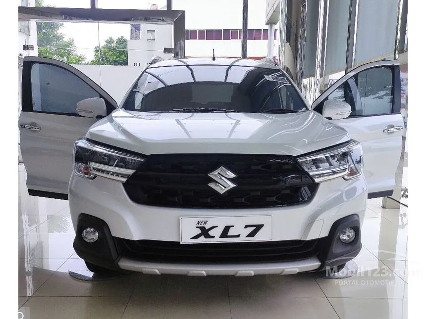 Jual Mobil Suzuki XL7 2024 BETA Hybrid 1.5 di DKI Jakarta Automatic Wagon Putih Rp 239.200.000