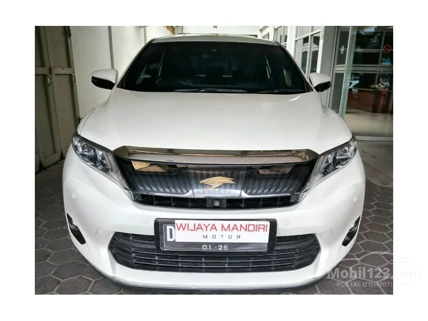 Jual Mobil Toyota Harrier 2015 2.0 di Jawa Barat Automatic SUV Putih Rp 390.000.000