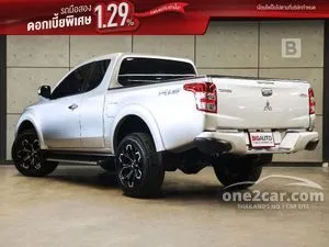 2015 Mitsubishi TRITON 2.4 GLS Plus Mega Cab Pickup