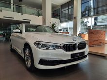 BMW 520i Luxury DP mulai dari 50jt+Voucher bensin 10jt dan extended warranty 2 tahun