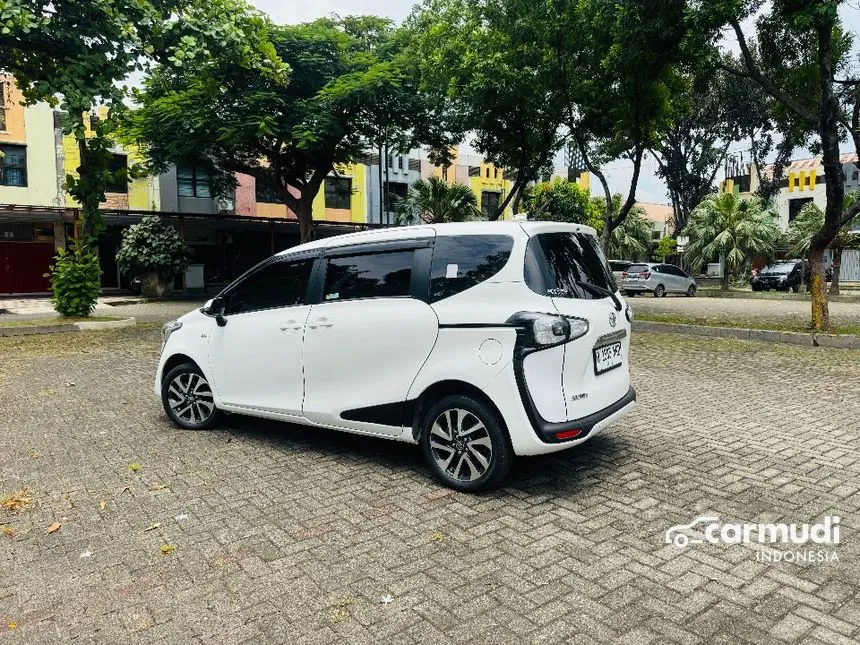 2017 Toyota Sienta V MPV