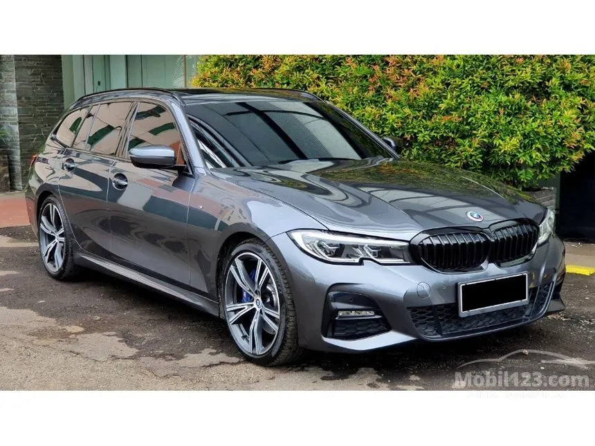 Jual Mobil BMW 320i 2020 Touring M Sport 2.0 di DKI Jakarta Automatic ...