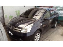Jual Nissan Grand Livina SV 2011 MT (pemilik) 1 plat W hitam tgn1