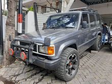 1990 Chevrolet Trooper 2.2 MT Terawat Dijual Di Malang