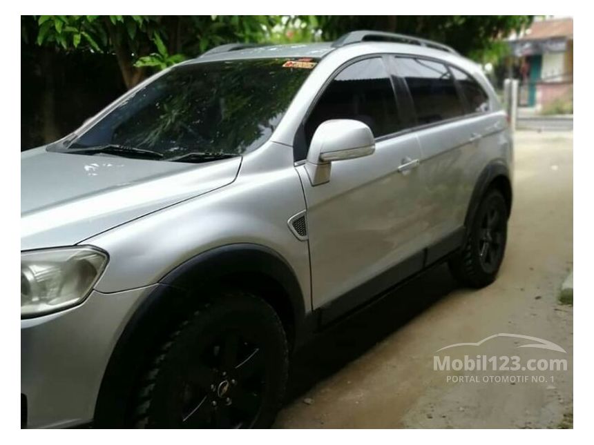  Jual  Mobil  Chevrolet  Captiva 2007 C100 2 4 di Sumatera  