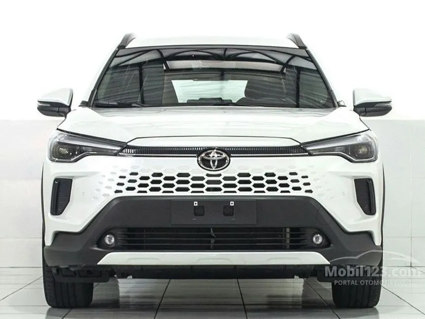 Jual Mobil Toyota Corolla Cross 2025 Hybrid 1.8 di Jawa Barat Automatic SUV Putih Rp 543.000.000