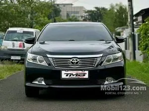 2014 Toyota Camry 2.5 V Sedan