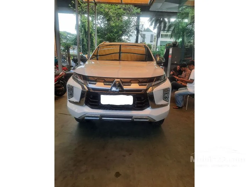 Jual Mobil Mitsubishi Pajero Sport 2024 Dakar 2.4 di Jawa Barat Automatic SUV Putih Rp 529.000.000