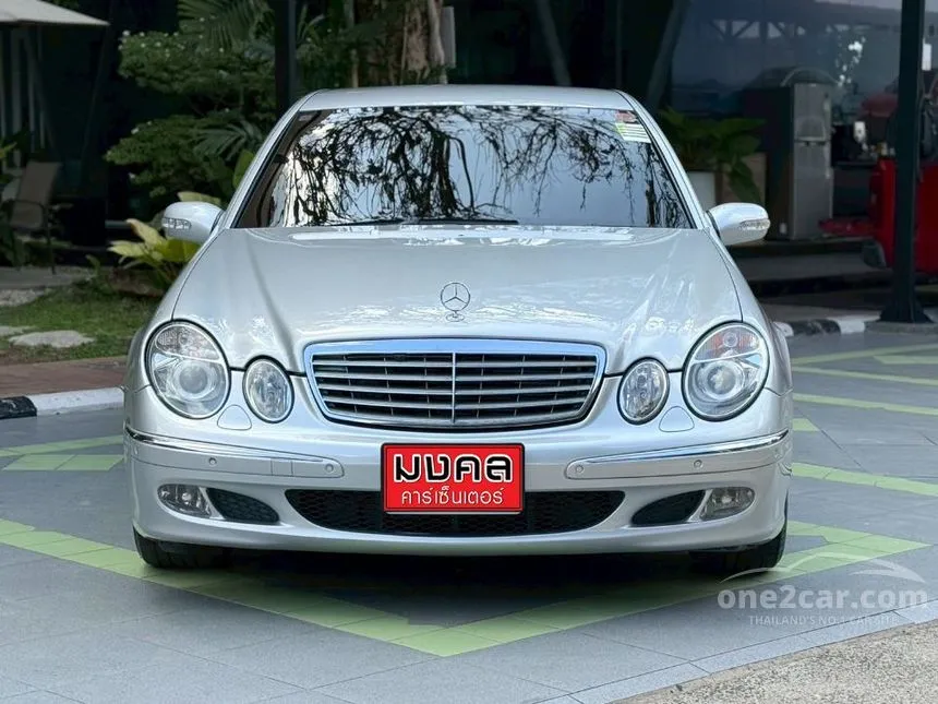 2005 Mercedes-Benz E200 Sedan
