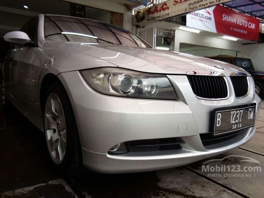 Jual Mobil  BMW  320i 2006 E90 2 0 di DKI Jakarta Automatic 