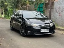 2016 Toyota Corolla Altis 1.8 V Sedan AT HITAM