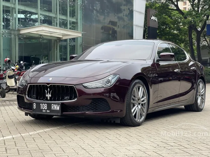 2017 Maserati Ghibli M157 Sedan