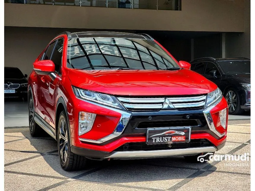 Jual Mobil Mitsubishi Eclipse Cross 2020 Ultimate 1.5 di Jawa Timur Automatic Wagon Merah Rp 305.000.000