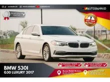 2017 BMW 530i 2.0 Luxury Sedan G30 Full Spek Garansi Mesin Transmisi 1 Tahun
