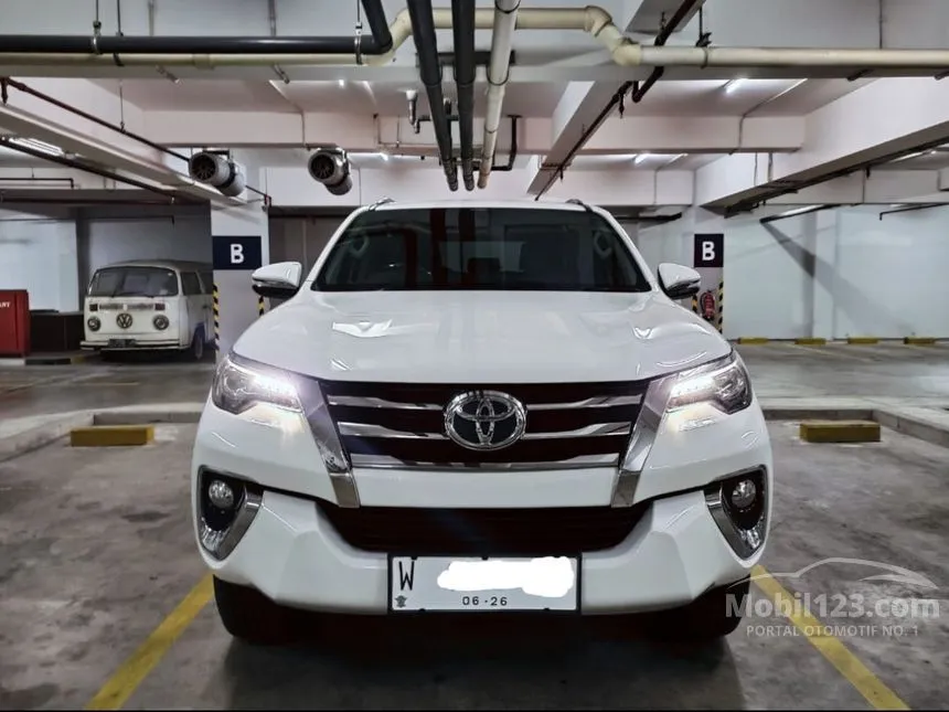 Jual Mobil Toyota Fortuner 2016 VRZ 2.4 di Bali Automatic SUV Putih Rp 375.000.000