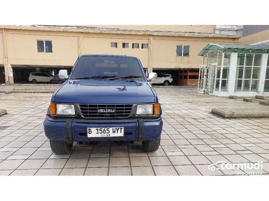 Jual Mobil Isuzu Panther 1997 2.5 di Banten Manual MPV Minivans Biru Rp 72.000.000