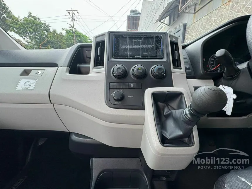 2024 Toyota Hiace Premio Van
