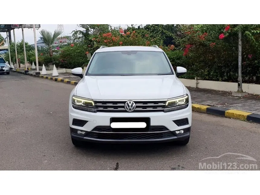 Jual Mobil Volkswagen Tiguan 2018 TSI 1.4 di DKI Jakarta Automatic SUV Putih Rp 335.000.000