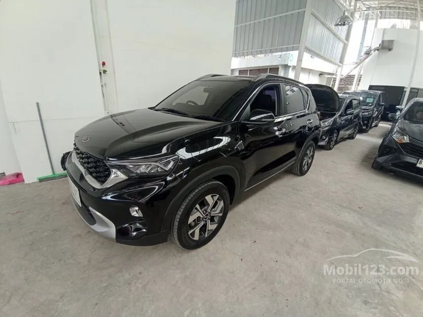 Jual Mobil KIA Sonet 2021 Premiere 1.5 di Banten Automatic Wagon Hitam Rp 229.000.000