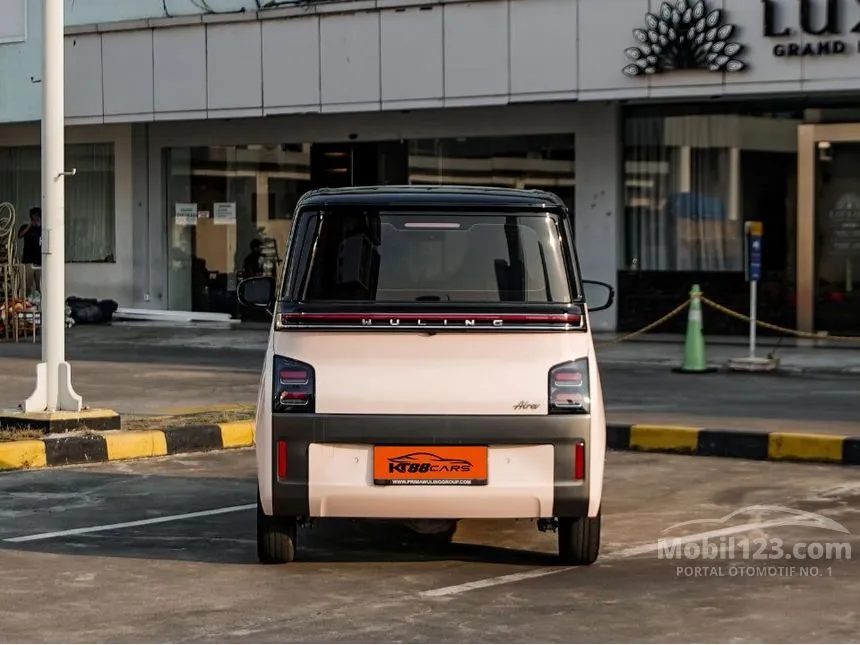 2023 Wuling Air EV Long Range + Charging Pile Hatchback