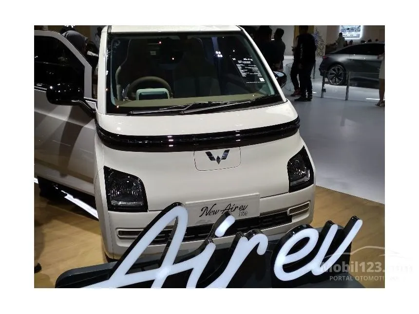 Jual Mobil Wuling Air EV 2025 Lite Long Range di Banten Automatic Hatchback Lainnya Rp 187.000.000