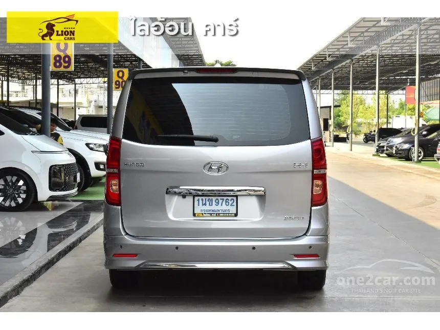 2021 Hyundai H-1 Deluxe Van