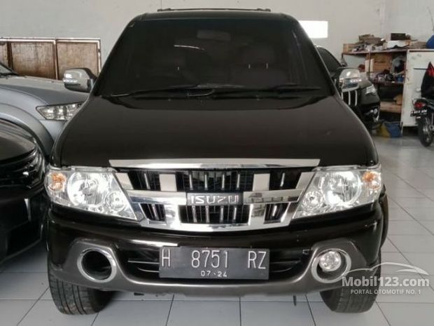Isuzu Panther Grand Touring Mobil Bekas Baru Dijual Di Jawa Tengah Indonesia Dari 1 Mobil Di Mobil123