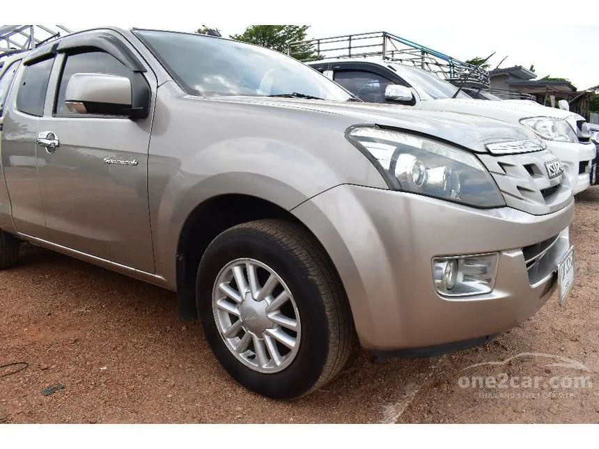 2012 Isuzu D-MAX Z Space Cab Pickup
