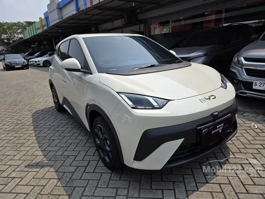 2025 BYD Atto 1 Standard Range Dynamic Hatchback