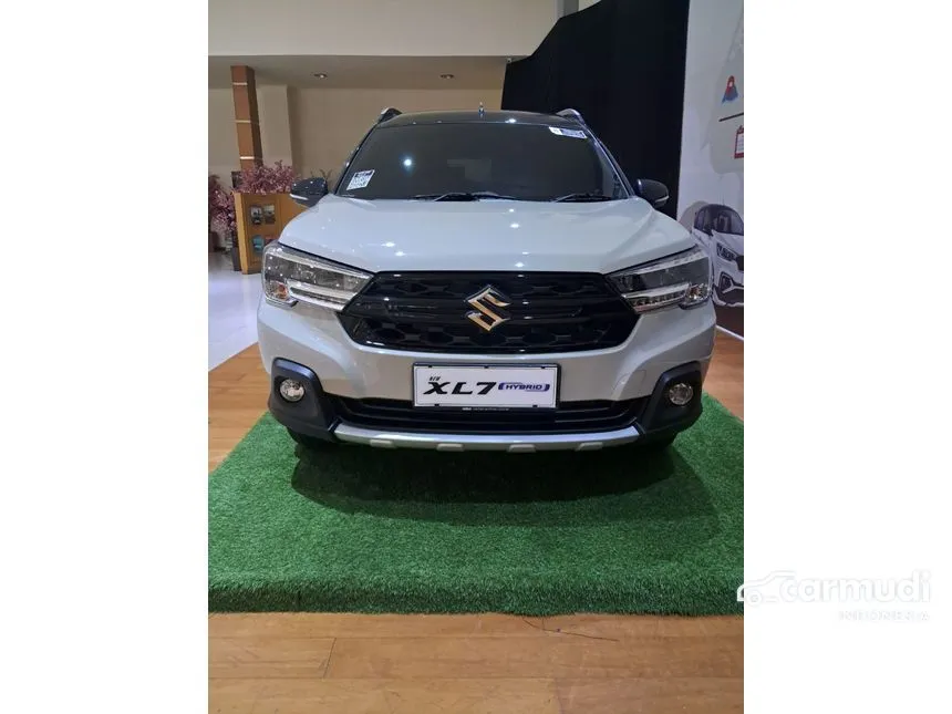 Jual Mobil Suzuki XL7 2024 ALPHA Hybrid 1.5 di Jawa Timur Automatic Wagon Lainnya Rp 219.000.000