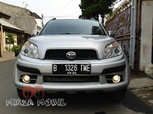 Daihatsu Terios TX 1.5 Automatic 2010 Silver Paket Tdp 9,5 Juta