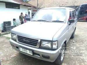 2000 Isuzu Panther 2.5 New Royale MPV