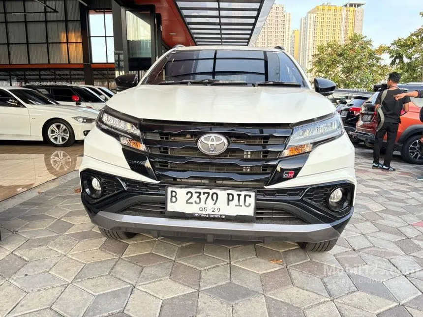 Jual Mobil Toyota Rush 2024 S GR Sport 1.5 di Jawa Barat Automatic SUV Hitam Rp 275.000.000